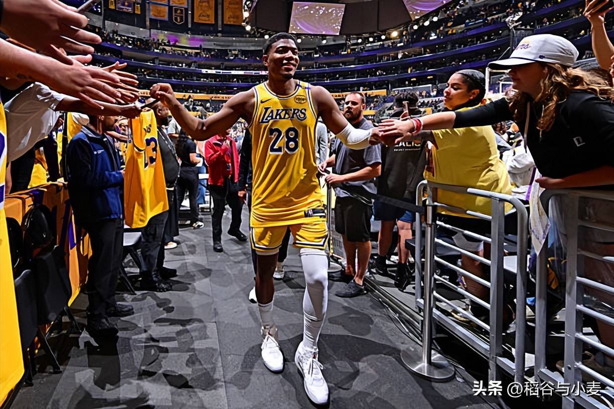 关于bsports体育:湖人队新赛季的战术演练：如何提升进攻效率和防守强度？的信息
