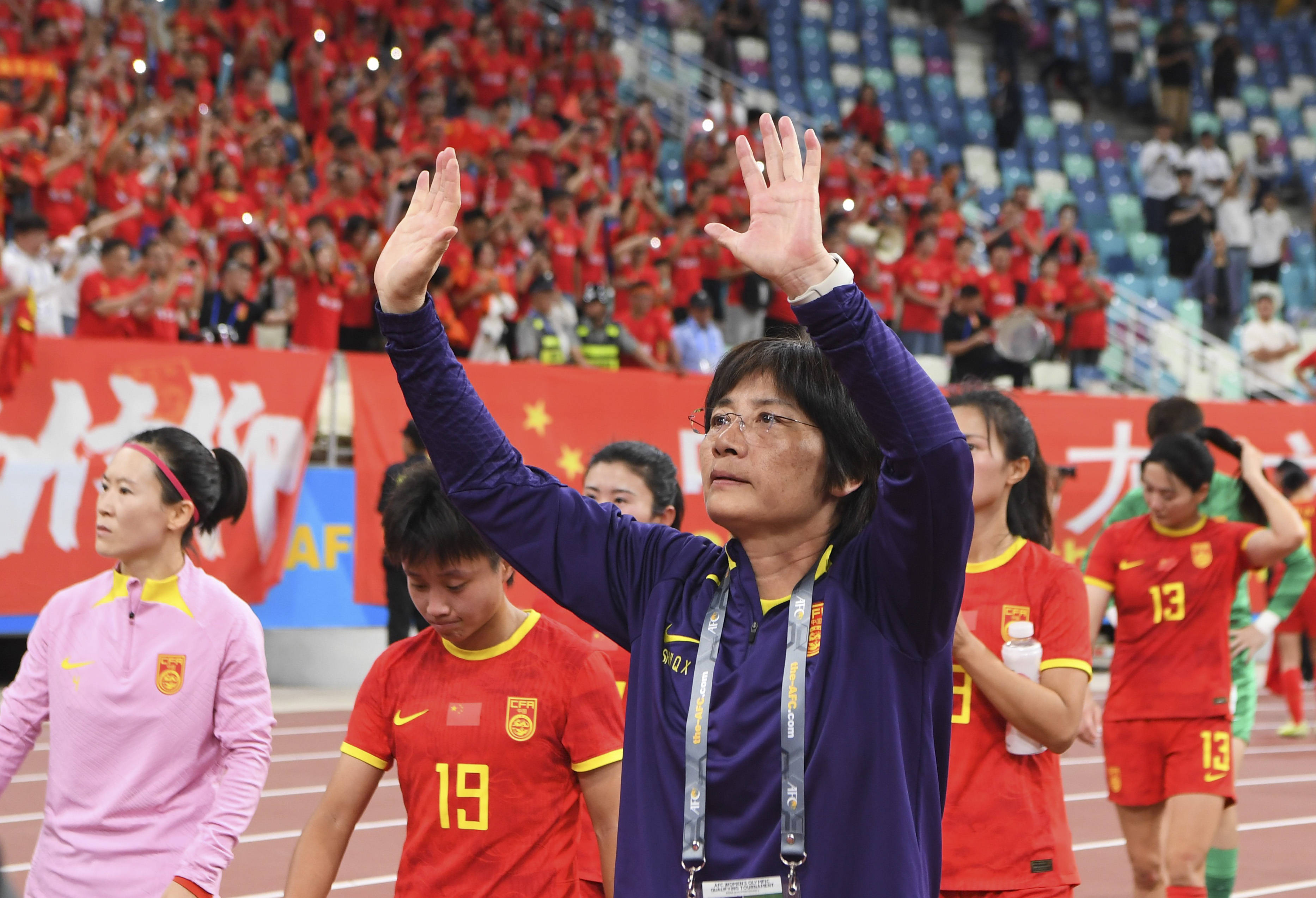 包含B体育APP:中国足球协会公信力重建：透明决策与责任担当的词条