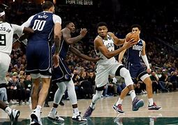 bsports体育:雄鹿队字母哥的统治力：如何继续进化，统治联盟，成为历史级别的球星？的简单介绍