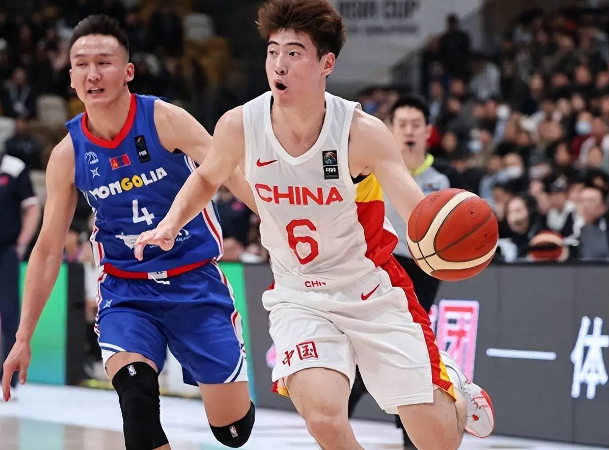 包含B体育官网：中国男篮：亚洲杯备战，全力以赴的词条