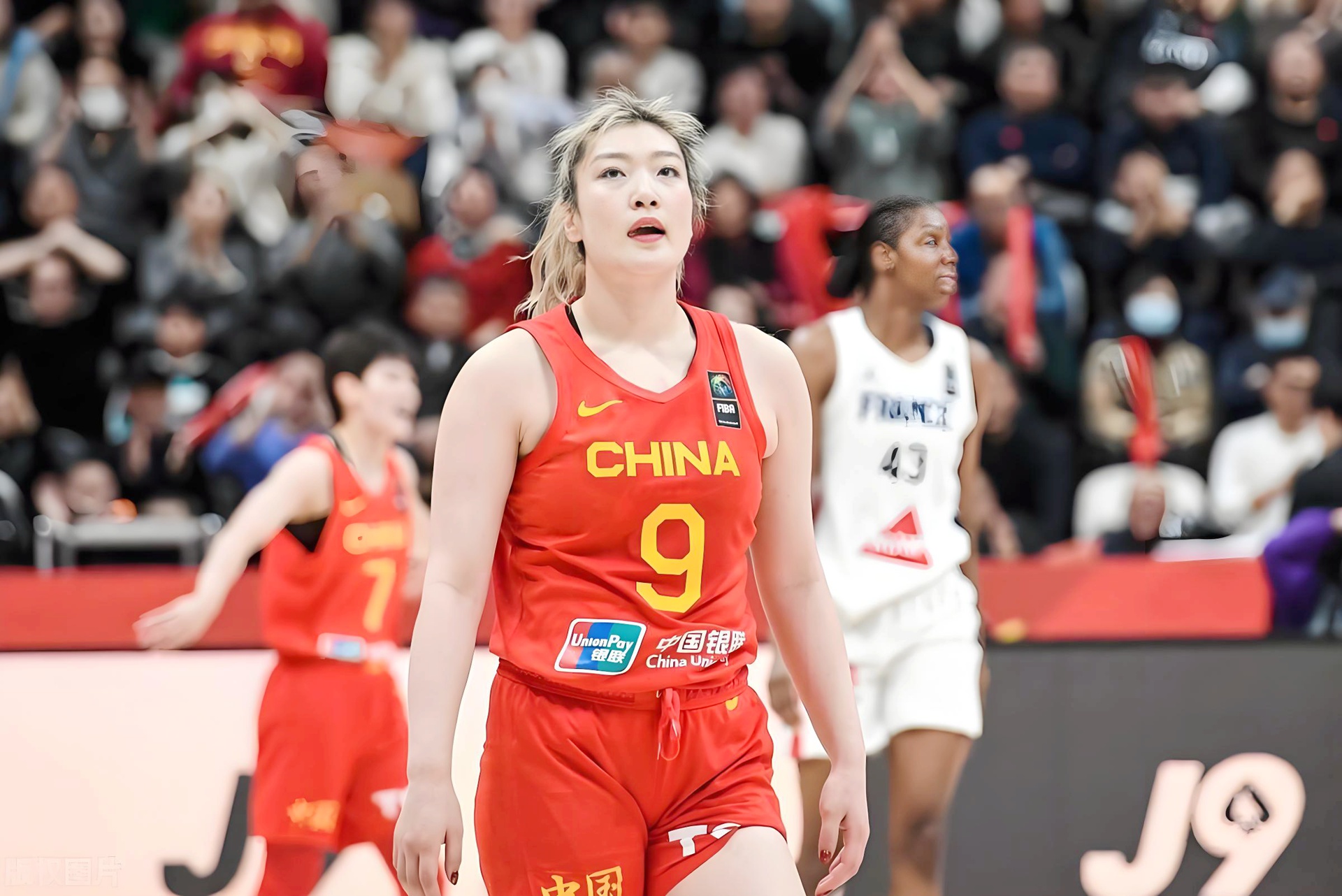 B体育官网：中国女篮备战奥运资格赛，力争晋级巴黎的简单介绍